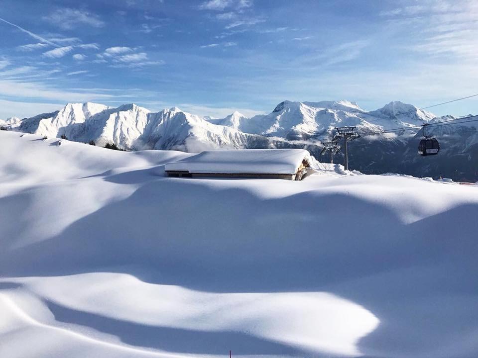 Hamilton Lodge & Spa Belalp Buitenkant foto
