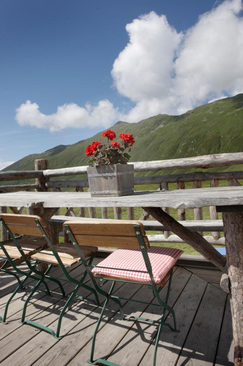 Hamilton Lodge & Spa Belalp Buitenkant foto